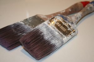 What kind of paint brush should I buy?